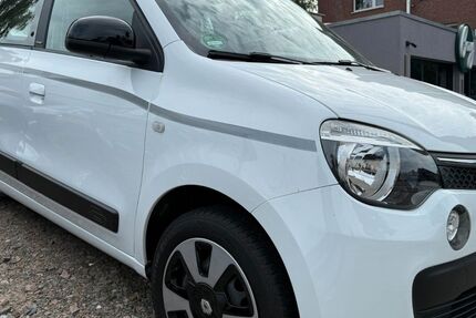 Renault Twingo 42.603 km 8.890 € Hamburg 22179