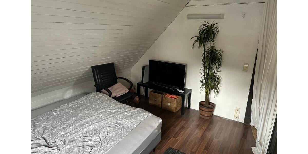 Doppelhaushälfte Nagold - 7 Zimmer, 180 m&sup2;, 529.000&euro; | Angebot:25348044