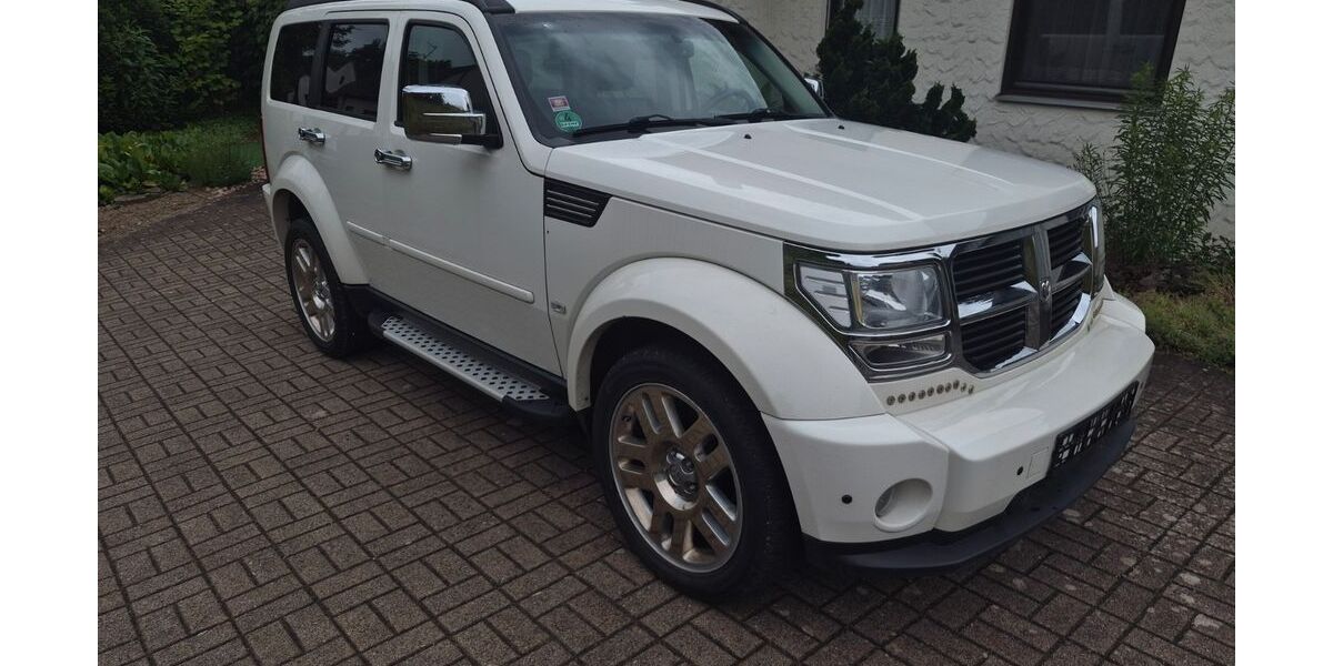 Dodge Nitro 117.000 km 13.800 &euro; Haiterbach-Unterschwandorf 72221
