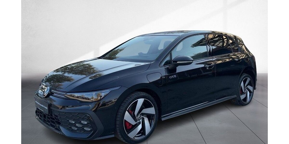 VW Golf 3.800 km 47.890 &euro; Dresden 01067