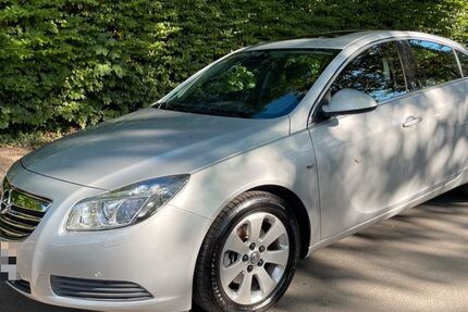 Opel Insignia 122.000 km 7.500 € Hamburg 22605