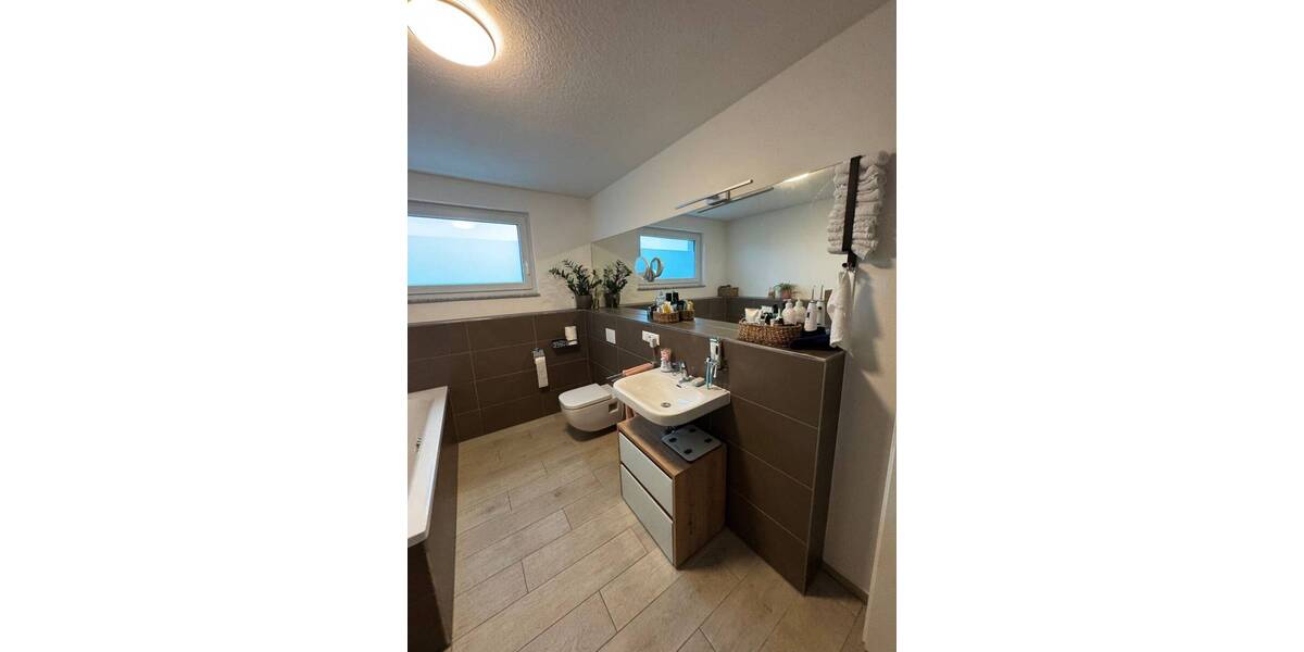 Etagenwohnung Schweinfurt Musikerviertel und amerik. Siedlung - 3 Zimmer, 82 m&sup2;, 860&euro; | Angebot:26893093