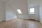Dachgeschoßwohnung Greiz - 3 Zimmer, 75 m&sup2;, 490&euro; | Angebot:26406333