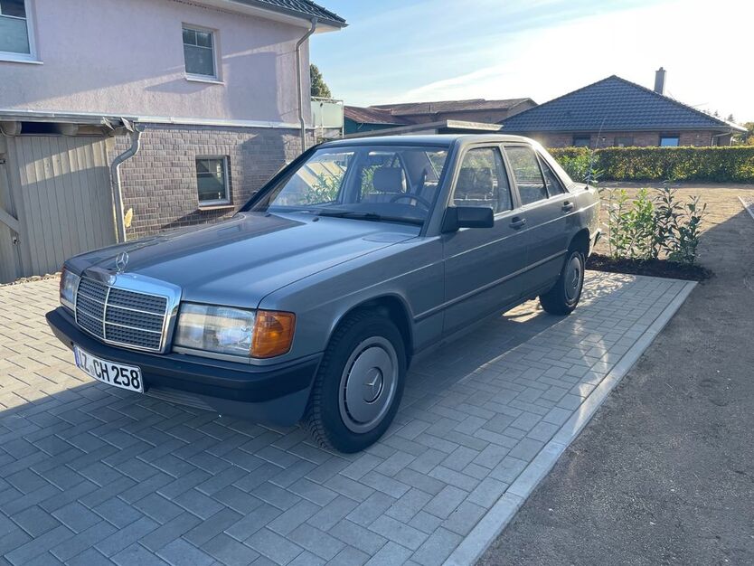 Mercedes-Benz 190 109.217 km 14.490 € Großenaspe 24623