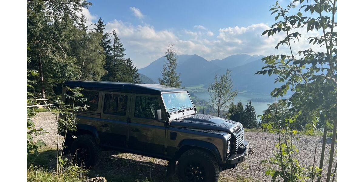 Land Rover Defender 88.400 km 56.110 &euro; Schliersee 83727
