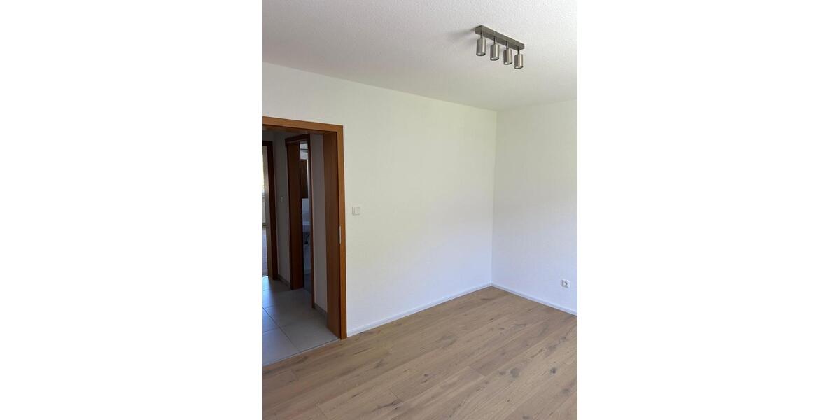 Hochparterre Trier Kürenz - 3 Zimmer, 68 m&sup2;, 269.000&euro; | Angebot:27022558
