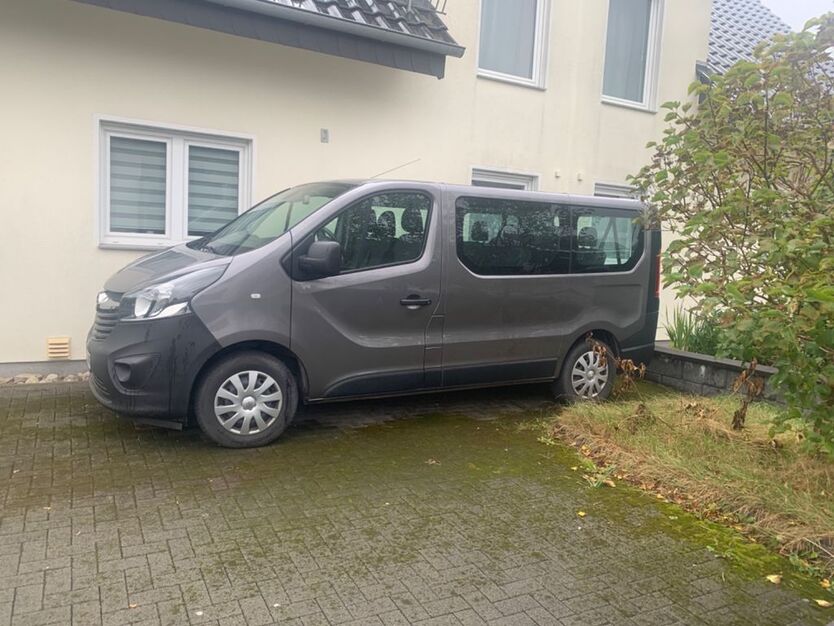 Opel Vivaro 161.000 km 9.650 € Detmold 32758