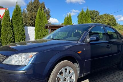 Ford Mondeo 168.670 km 2.200 € Greußen 99718