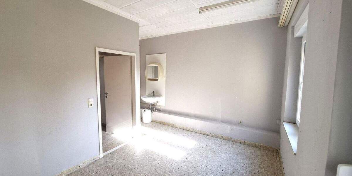 Mehrfamilienhaus, Wohnhaus Krefeld Cracau - 1 Zimmer, 288 m&sup2;, 439.000&euro; | Angebot:25304522