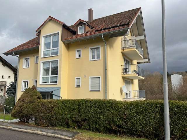 Wohnung zum Mieten in Frauenau 420 € 53 m²