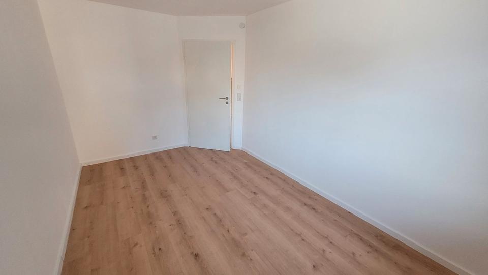 Erdgeschoßwohnung Tauberbischofsheim - 3.5 Zimmer, 84 m&sup2;, 220.000&euro; | Angebot:26180305