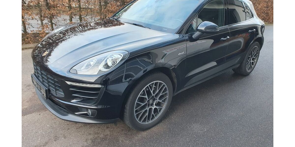 Porsche Macan 219.000 km 29.900 &euro; Pforzheim 75179