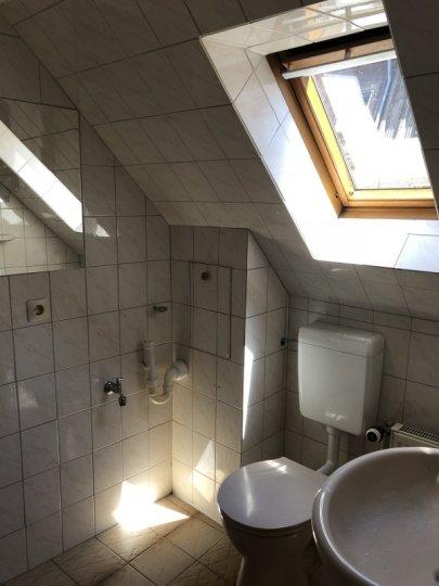 Dachgeschoßwohnung Ulm Obertalfingen - 2 Zimmer, 36 m&sup2;, 210&euro; | Angebot:26505627