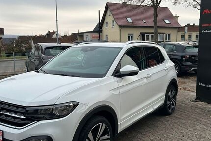 VW T-Cross 18.152 km 18.499 &euro; Höxter - Albaxen 37671