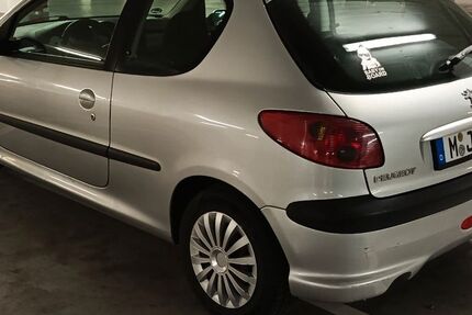 Peugeot 206 175.900 km 1.300 &euro; München 81373