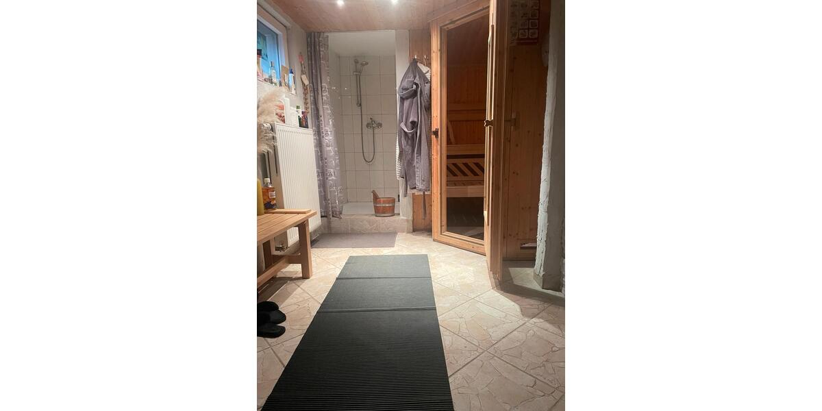 Einfamilienhaus Homburg - 8 Zimmer, 220 m&sup2;, 450.000&euro; | Angebot:26902380