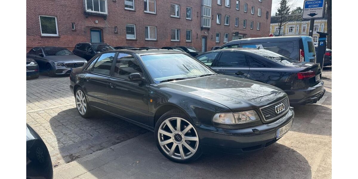 Audi A8 172.000 km 8.100 &euro; Hamburg 22547
