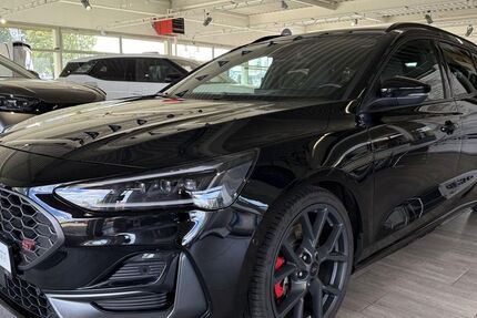 Ford Focus 79.767 km 26.990 &euro; Rottweil 78628