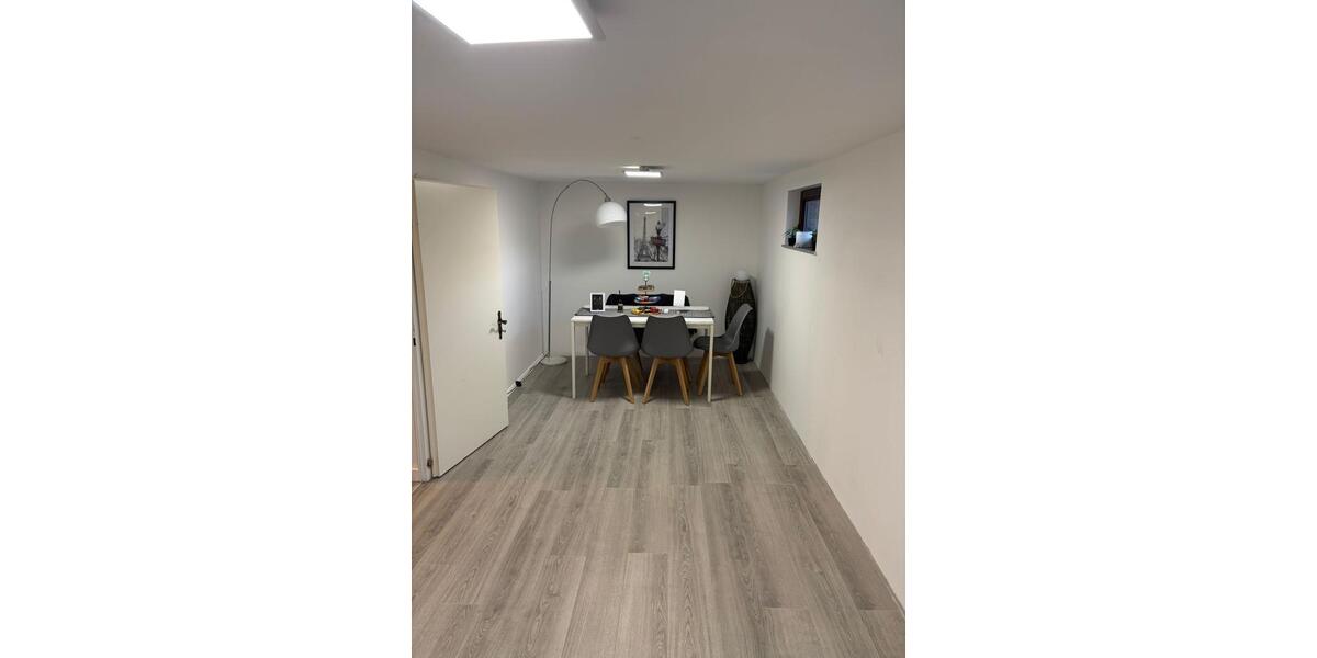 Etagenwohnung Überherrn - 3 Zimmer, 90 m&sup2;, 850&euro; | Angebot:25420795