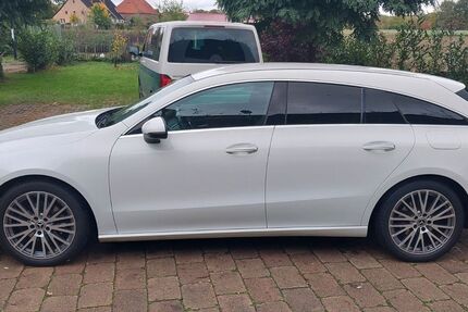 Mercedes-Benz CLA 200 Shooting Brake 124.000 km 21.650 € Bad Rothenfelde 49214