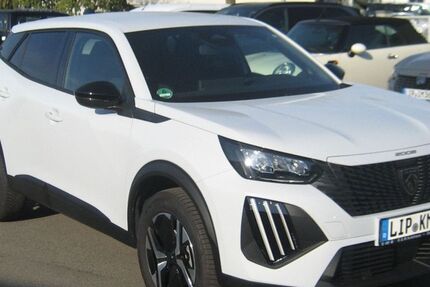 Peugeot 2008 3.000 km 24.490 &euro; Detmold 32758