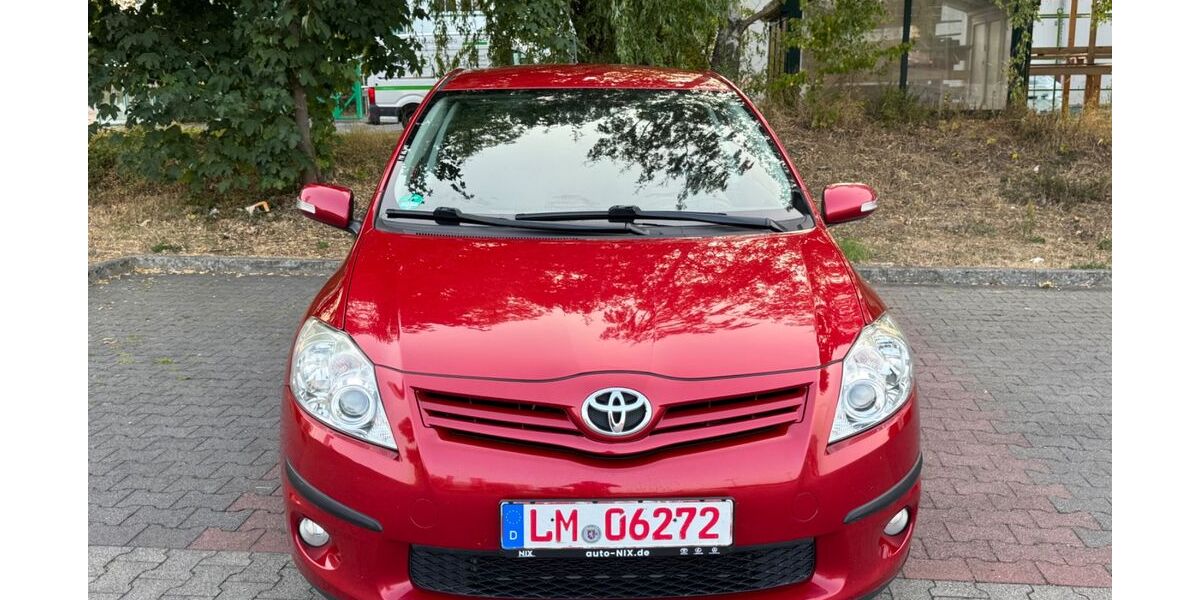 Toyota Auris 160.000 km 5.999 &euro; Limburg 65552
