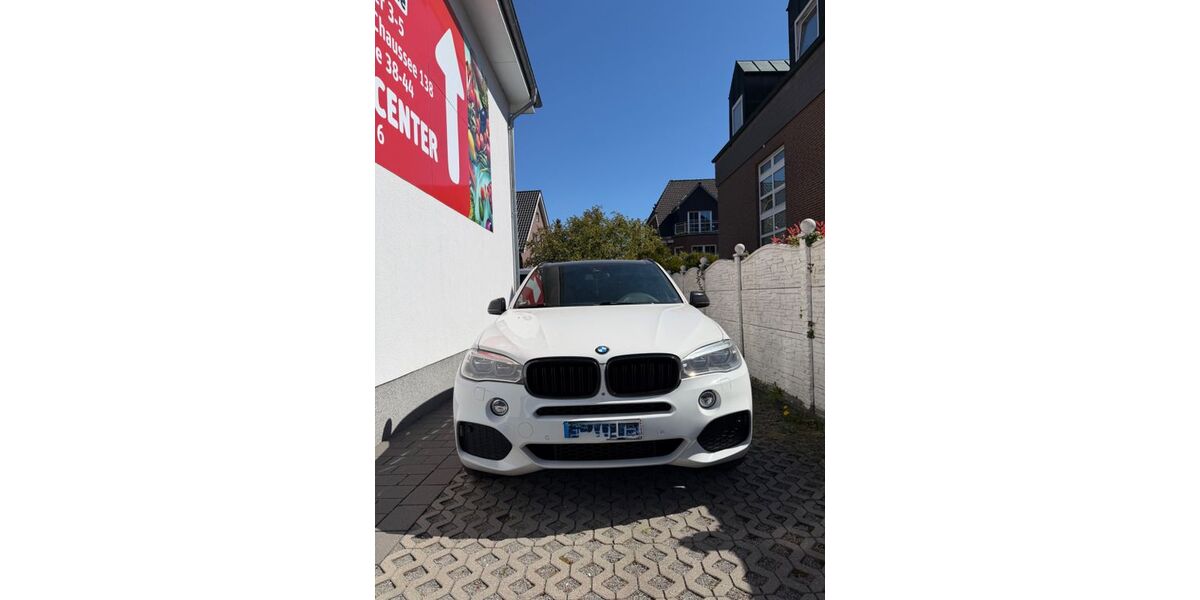 BMW X5 220.000 km 22.999 &euro; Norderstedt 22848