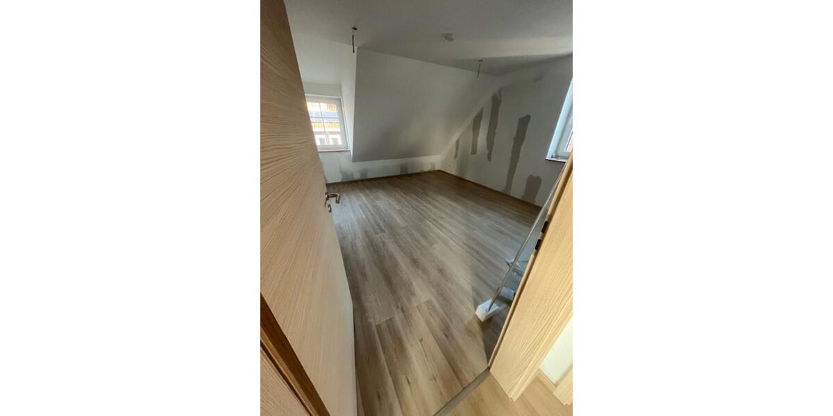 Neubau nachhaltige helle Wohnung DG Besichtgung erst ab der 07KW! 2 zimmer