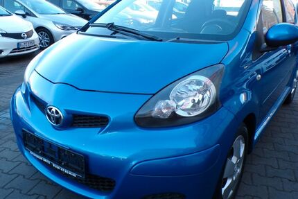 Toyota Aygo (X) 78.000 km 5.990 &euro; Berlin 12347