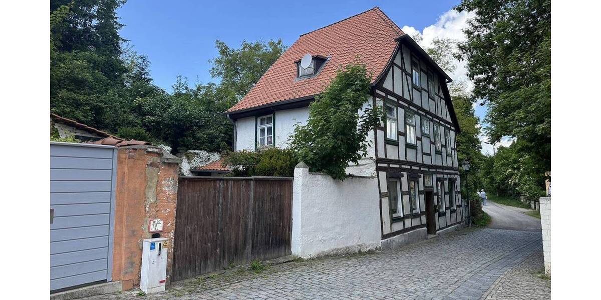 Einfamilienhaus Halberstadt - 8 Zimmer, 120 m&sup2;, 80.000&euro; | Angebot:26160832