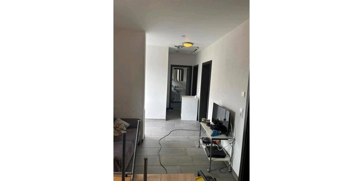 Etagenwohnung Weidenbach - 4 Zimmer, 16 m&sup2;, 320&euro; | Angebot:26648170