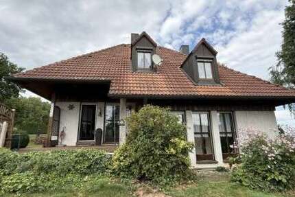 Haus zum Kaufen in Hanau Steinheim am Main 690.000 € 210 m² 6 zimmer