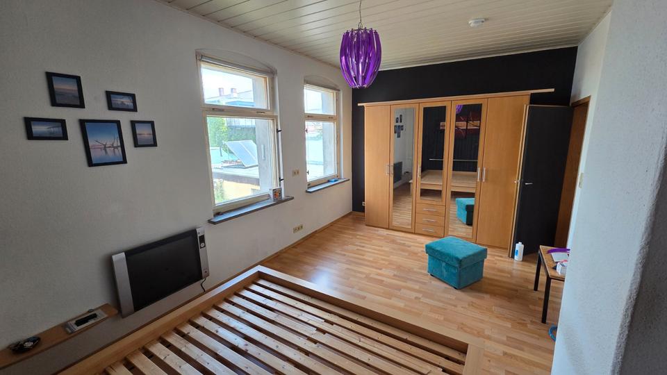 Reihenhaus Crimmitschau - 6 Zimmer, 103 m&sup2;, 70.000&euro; | Angebot:27266545