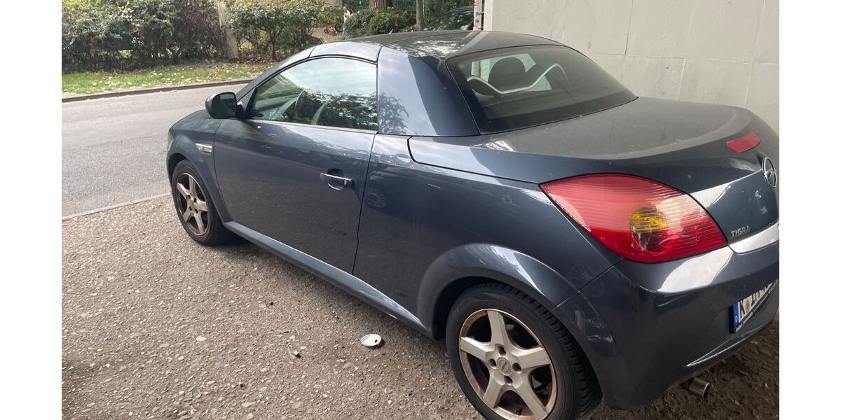 Opel Tigra 187.000 km 799 &euro; Köln 50825