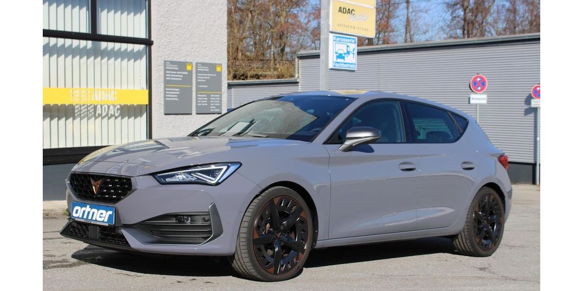 Cupra Leon 45.000 km 26.480 &euro; Passau 94036