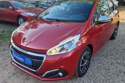Peugeot 208 86.000 km 8.800 &euro; Saarbrücken 66117