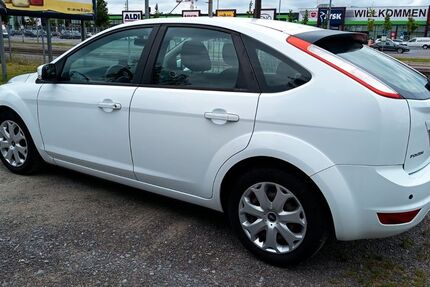 Ford Focus 108.600 km 2.950 &euro; Chemnitz 09111