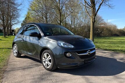 Opel Adam 48.700 km 11.499 &euro; München 81545