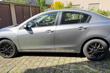Mazda 3 188.000 km 5.900 &euro; Wiesbaden 65191