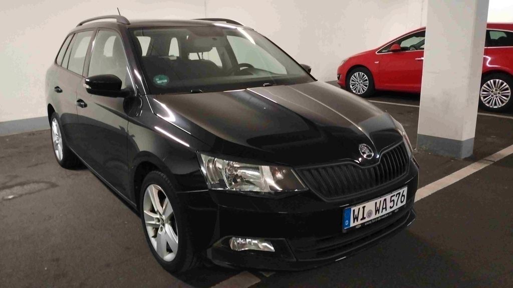 Skoda Fabia 111.000 km 7.000 &euro; Wiesbaden 65191