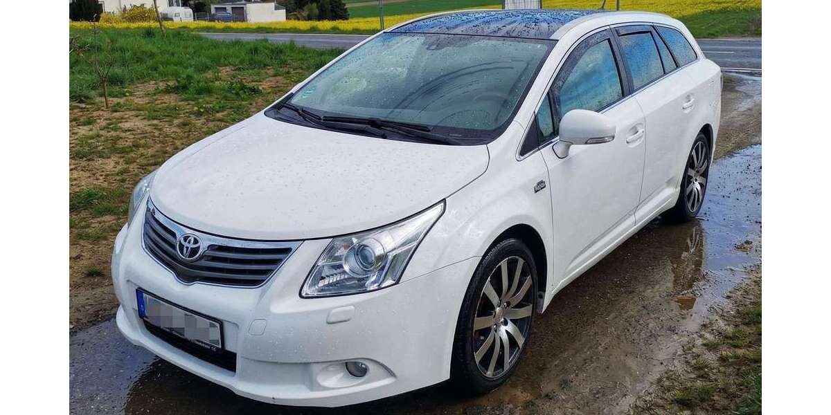 Toyota Avensis 240.000 km 5.999 &euro; Koblenz, Stadt 56073