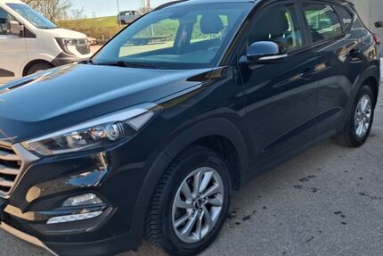 Hyundai TUCSON 103.000 km 12.900 &euro; bad Wurzach 88410