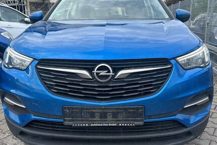 Opel Grandland (X) 102.000 km 8.300 &euro; Büdingen 63654