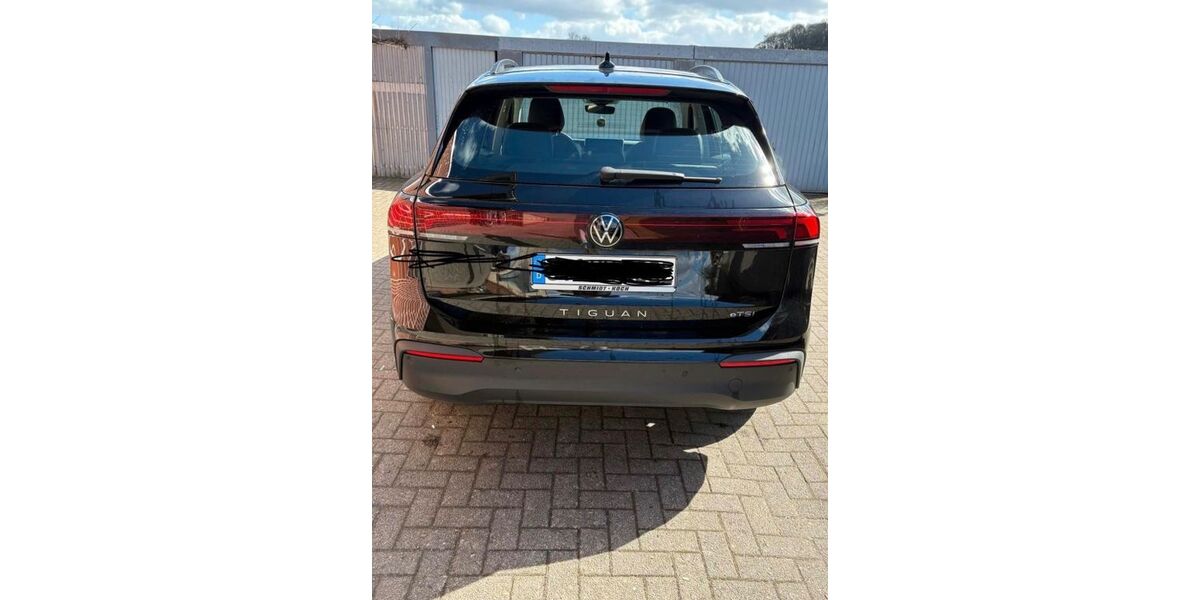VW Tiguan 5.800 km 22.000 &euro; Syke 28857