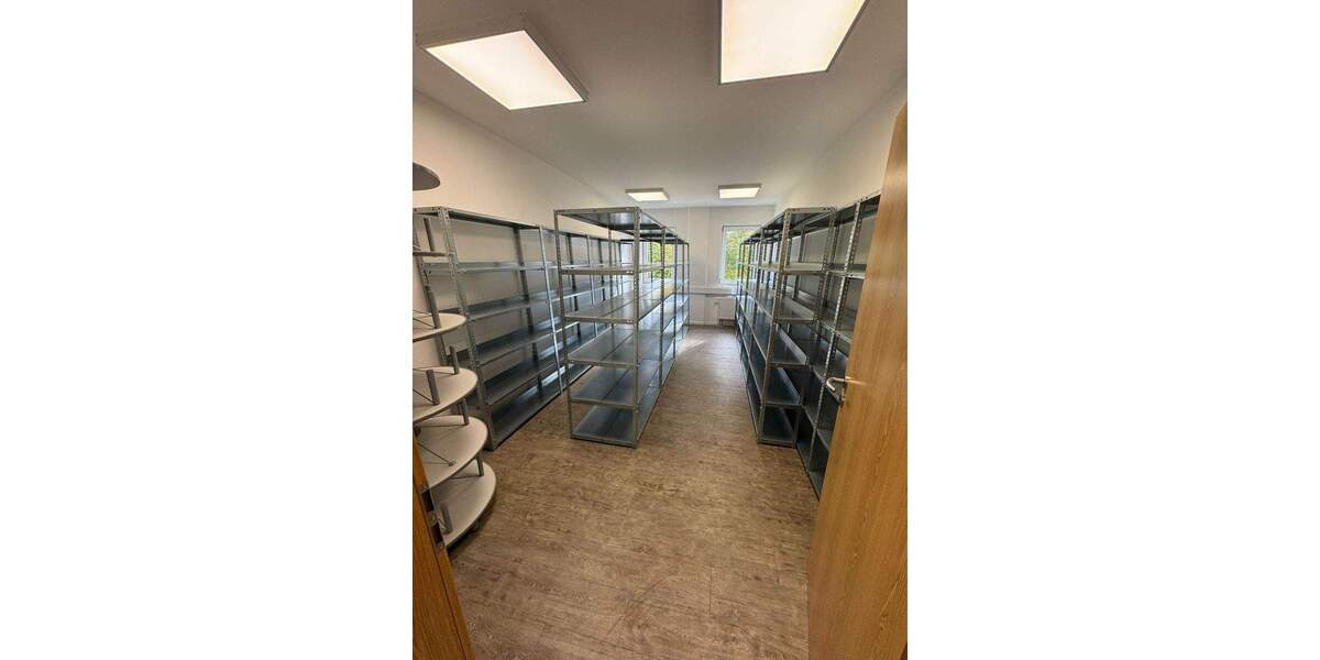 Gewerbeobjekt Altenstadt a.d.Waldnaab Altenstadt - 2.860&euro; | Angebot:21377498