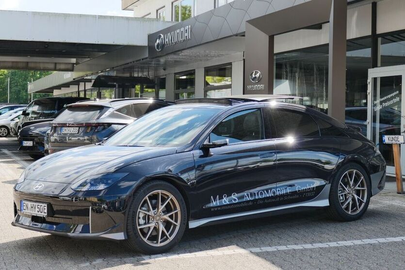 IONIQ 6