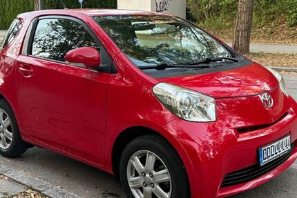 Toyota IQ 102.000 km 5.190 &euro; Poing 85586