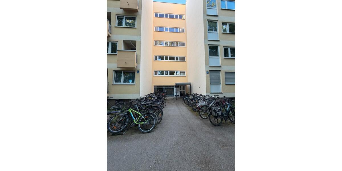 Etagenwohnung Germering - 1 Zimmer, 31 m&sup2;, 1.300&euro; | Angebot:26672353