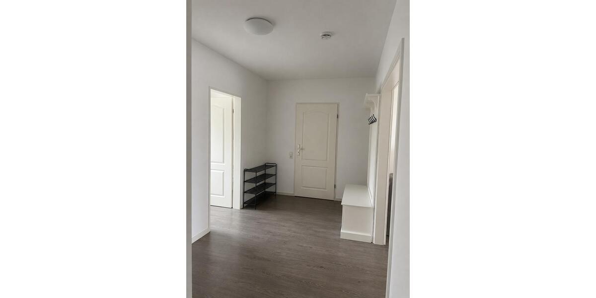 Etagenwohnung Hamm (Sieg) - 3 Zimmer, 82 m&sup2;, 190.000&euro; | Angebot:27157666