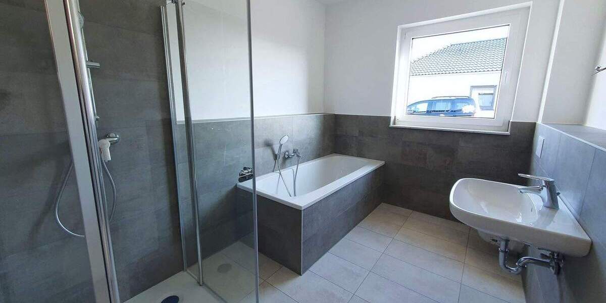 Bungalow Löbnitz - 4 Zimmer, 110 m&sup2;, 1.500&euro; | Angebot:25665788